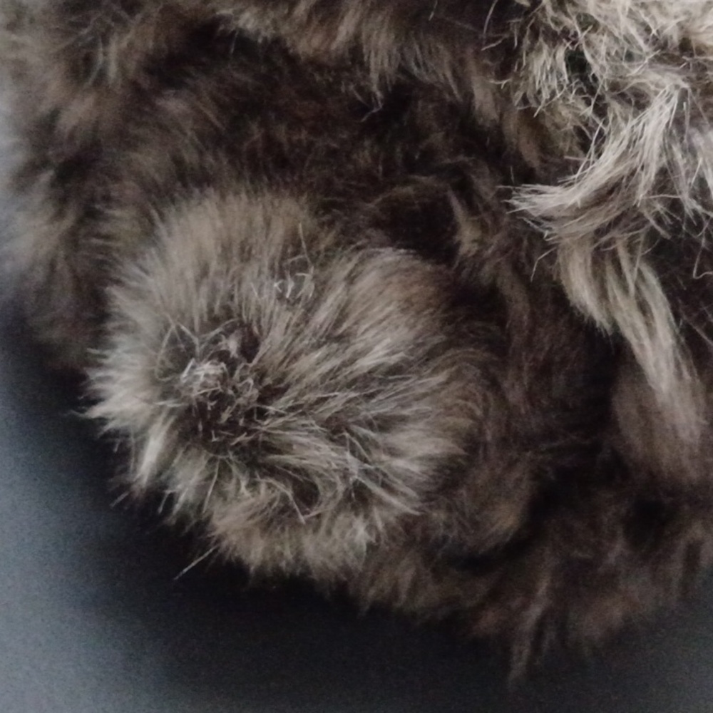 Surell hat/ beanie - Picture 7 of 13